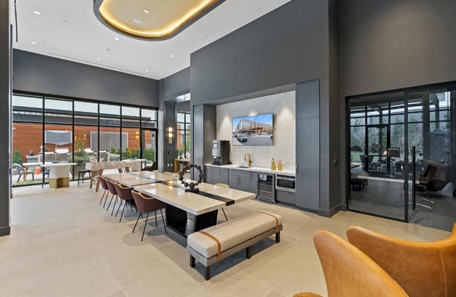 WhyHotel by Placemakr, Columbia