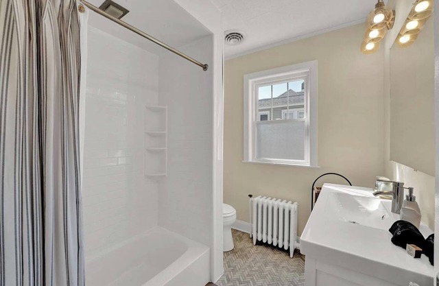 Wild Sandcastle - 5 bedroom - Sleeps 11-13 - Wildwood