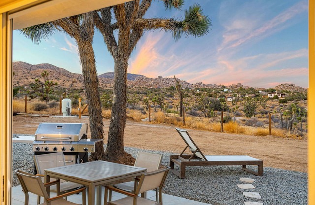 Wind View - Pioneertown and Joshua tree