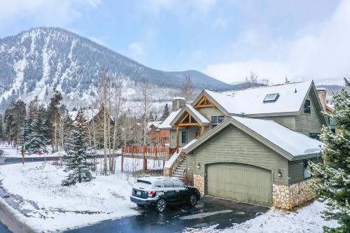 Windflower Retreat - Beautiful Dog Friendly Home