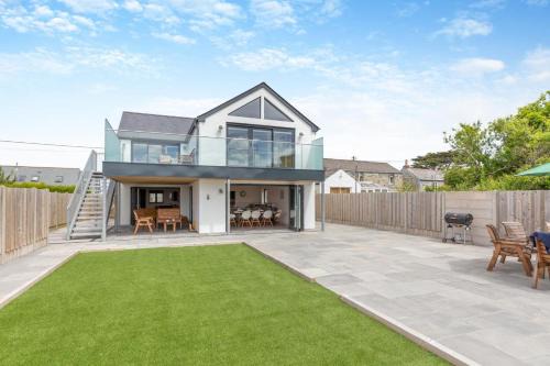 Windmill View - Trevone