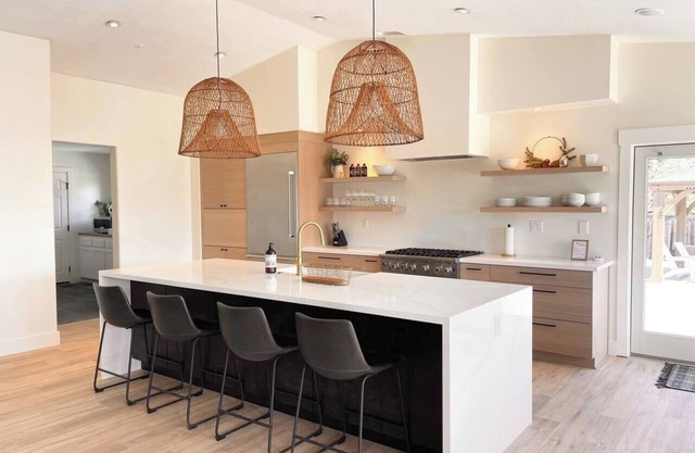 Wine Country Retreat - 5 min drive to wineries!