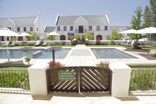 Winelands Golf Lodges 21