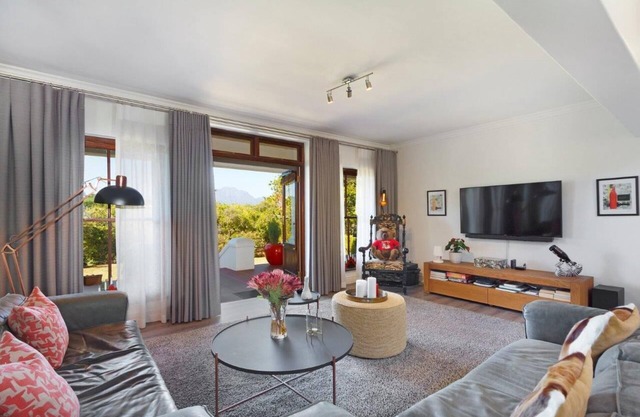 Winelands Golf Lodges 1