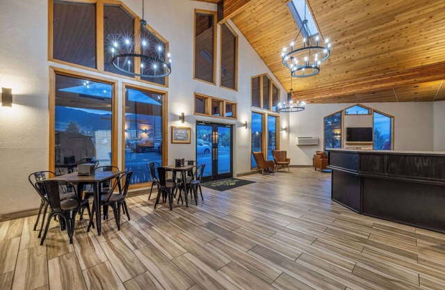 Wingate by Wyndham Butte City Center I-15/I-90