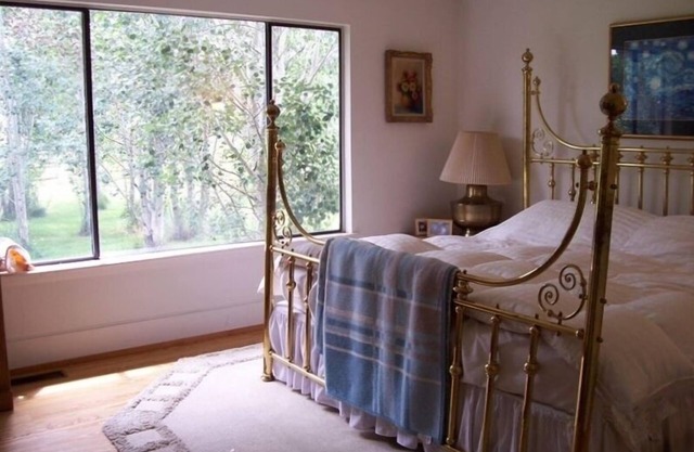 Winter special! Cozy 4 Bedroom Mountain Retreat