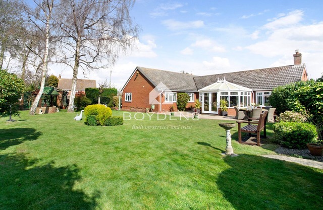 Wix, with its rolling countryside and reputation as a peaceful village, perfect for a rural stay