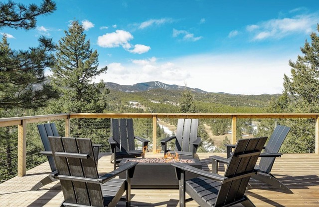 Wonder Lodge | Views, Hot Tub, Luxe Mountain Stay