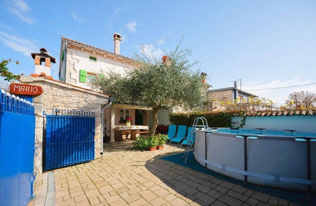 Wonderful House in Peresiji with Private Pool