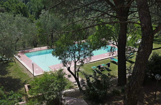 Wonderful private villa with private pool, WIFI, TV, patio and panoramic view, close to Florence