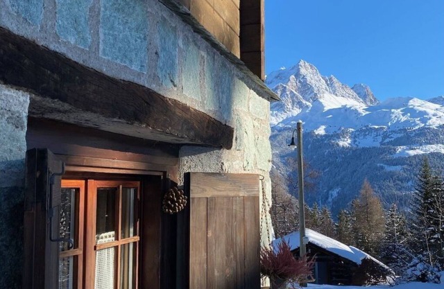 Wonderful private villa for 8 guests with WIFI, TV, patio and panoramic view