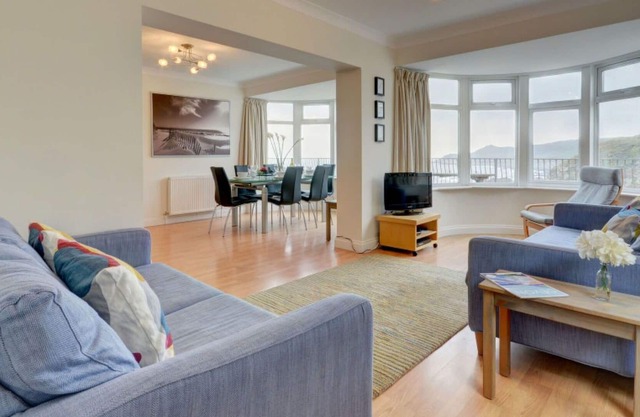 Wonderful private villa for 6 guests with WIFI, TV, terrace, pets allowed and parking