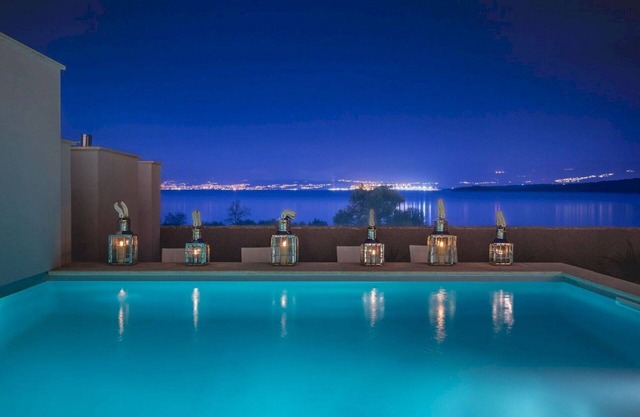 Wonderful villa for 8 guests with private pool, WIFI, A/C, TV, terrace and pets allowed