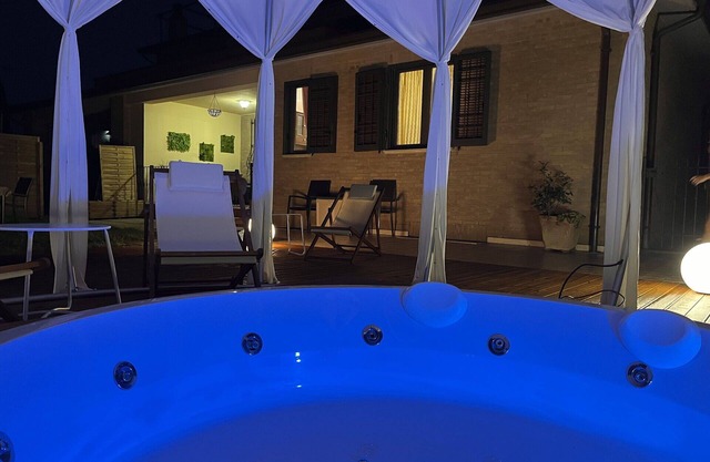 Wonderful villa with A/C, WIFI, sauna, hot tub, TV, patio, pets allowed and panoramic view