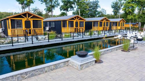 WOOD THRUSH LIMIT 3 cabin