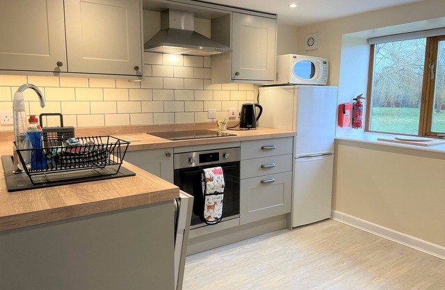 Woodcut Cottage, Free WiFi, Rural Location