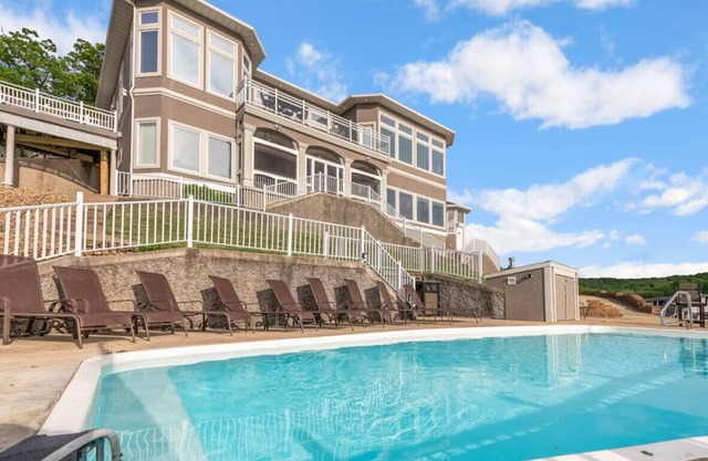 Woodland - Amazing 6,000 SF home -private pool - Hot tub-