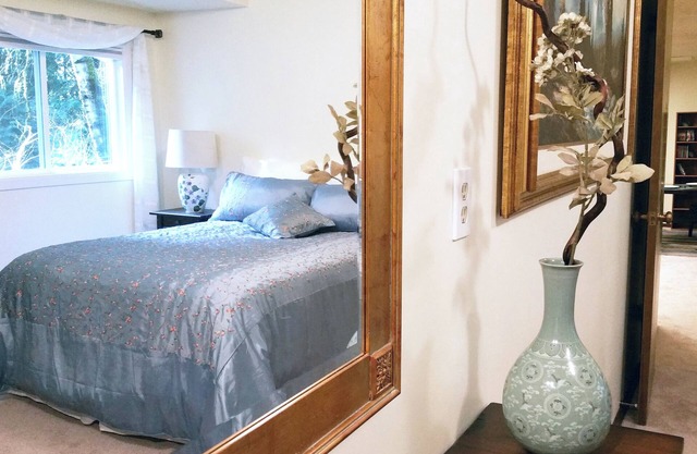 Woodland retreat minutes from Microsoft