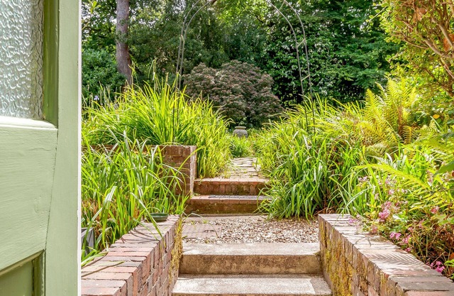 Woodlands By The Sea Cottage