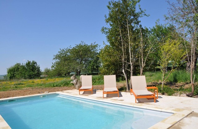 Woodstock69 Pool Villa 1.5 hours from Paris