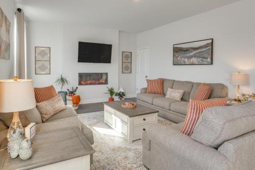 Work, Explore and More Lebanon Family Home!