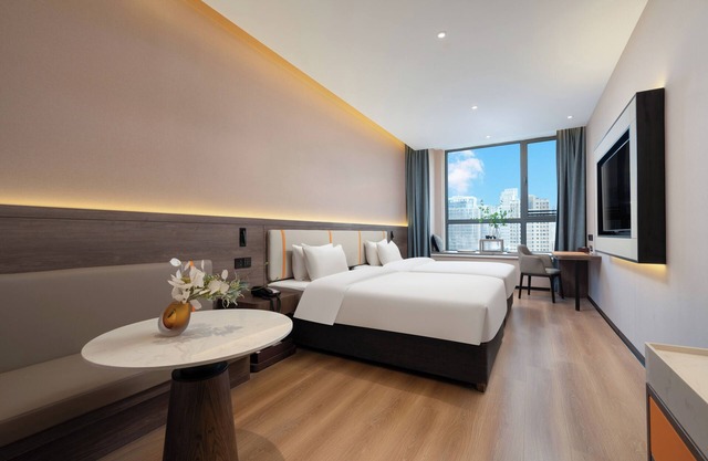 World Hotel Jinan CBD MixC Branch