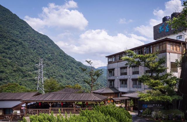 WULAI SungLyu spring resort