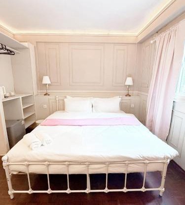 X Casa Sukhumvit 11 BTS Nana -คาซ่า สุขุมวิท 11 บีทีเอสนานา