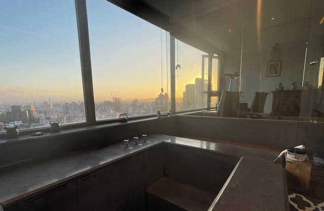 XinBeitou Skyhigh Hotspring/Pool Getaway