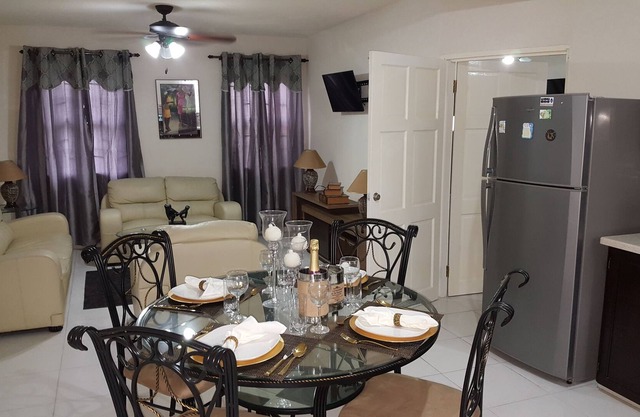 Xquisite Suites ~ Where Luxury and Convenience Converge