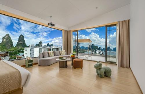 Yangshuo Pony Family Hotel - Tonglu