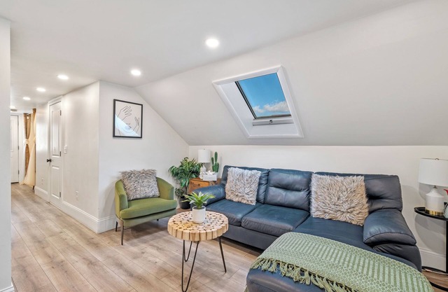 Your Boston Retreat on the Third Floor