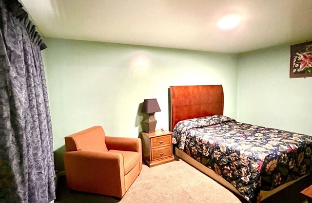 Your Motel