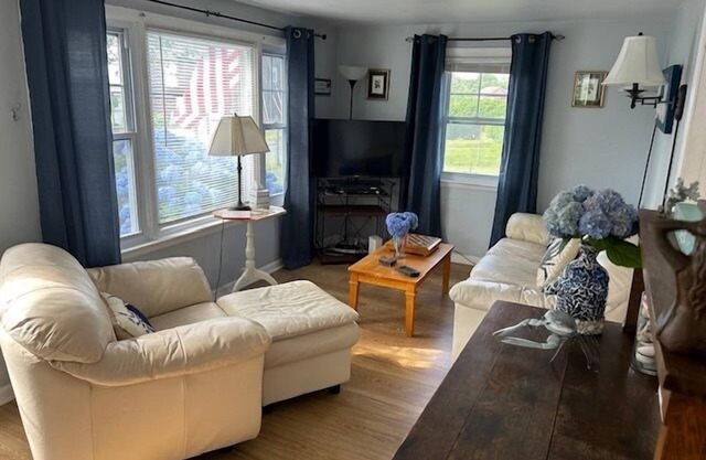 Your Narragansett Vacation is Calling!