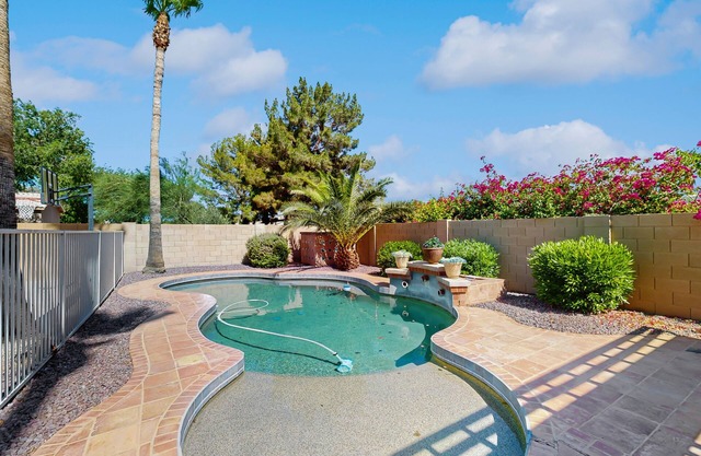 Your Perfect Family Retreat in Sunny Peoria—Relax, Swim, Play, Repeat!