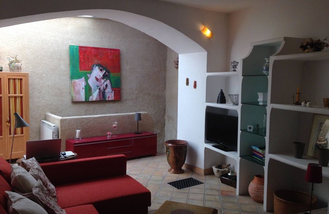 "Your pied à terre in Provence"