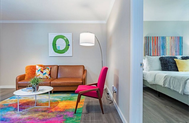 Your TMC Flats! Sleeps 44, 22BR, 11BA, 9PA ⭐️⭐️⭐️⭐️⭐️