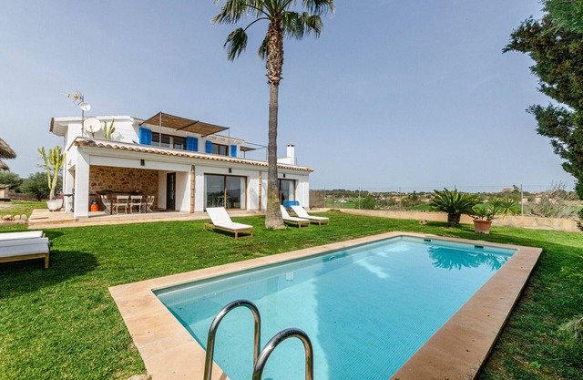 YourHouse Carrera Plana, modern country house