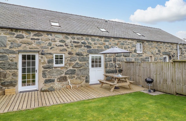 YSGYBOR YD, family friendly, character holiday cottage in Criccieth