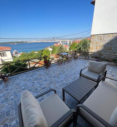 Kilitbahir Koyu House | Çeşmeli Konak