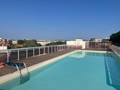 Golfe Juan Apartment | Élégant Appartement 2pièces PiscineVue mer parking
