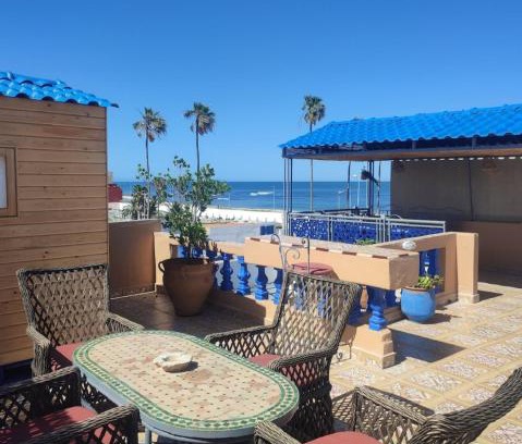 Moulay Abdallah Apartment | étage 1 avec terrasse et vue sur mer
