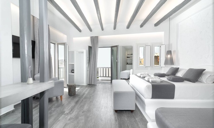 Naxos House | Ελ puerto luxury port suite 2