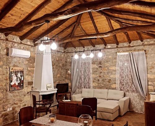 Palaia Epidavros House | Το Πατρικό - To Patriko Epidavros