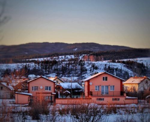 Rayovo House | Къщи за гости Ореха