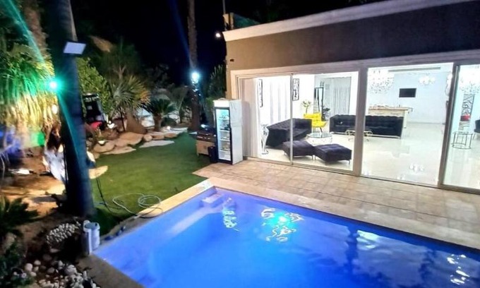 Rishon LeTsiyon Apartment | אחוזת מונטנו