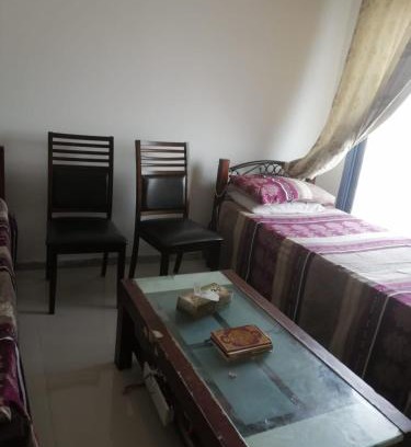 Al Wahdah House | غرف مفروشة للبنات فقط Room for Ladies only