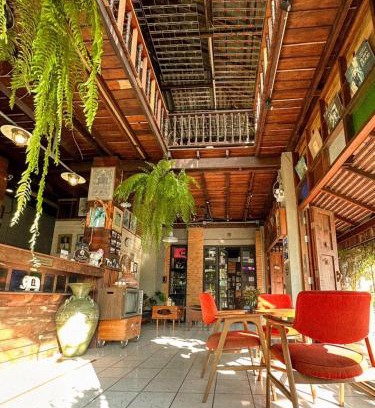 Nai Wiang Hotel | โรงแรมเฮือนช้างเผือก Huen Chang Phueak