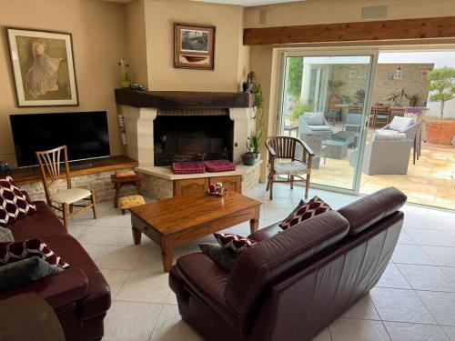 La Couarde-sur-Mer House | ღ Ostaria - Maison Spacieuse, Piscine & Garage