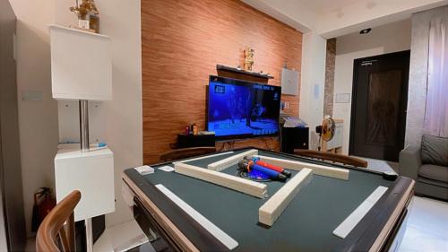 Yuanshan Villa | 宜蘭包棟民宿 蘭田會館 電動麻將 KTV Switch 德州撲克 燒烤 廚房 充電樁 寵物友善